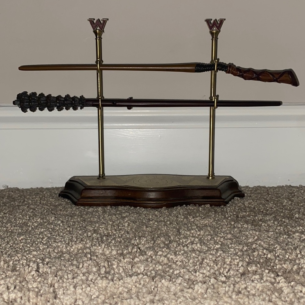 Fred and George Weasley wands from Harry Potter